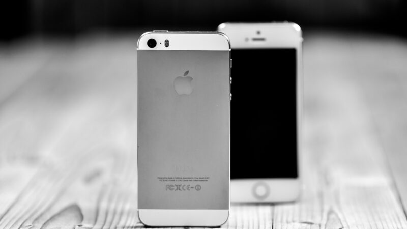 Discussing the Importance of Reading Comprehensive Gadget Reviews on the Web