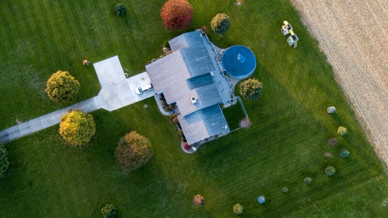 Discussing Important Steps in Maintaining and Repairing Your Home’s Roofing – A Must-Read