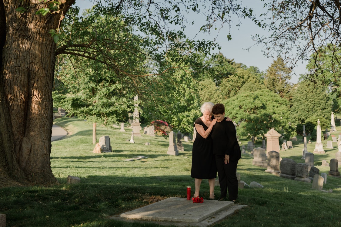 Hiring Experts for Planning a Beautiful Funeral – How It Can Immensely Help