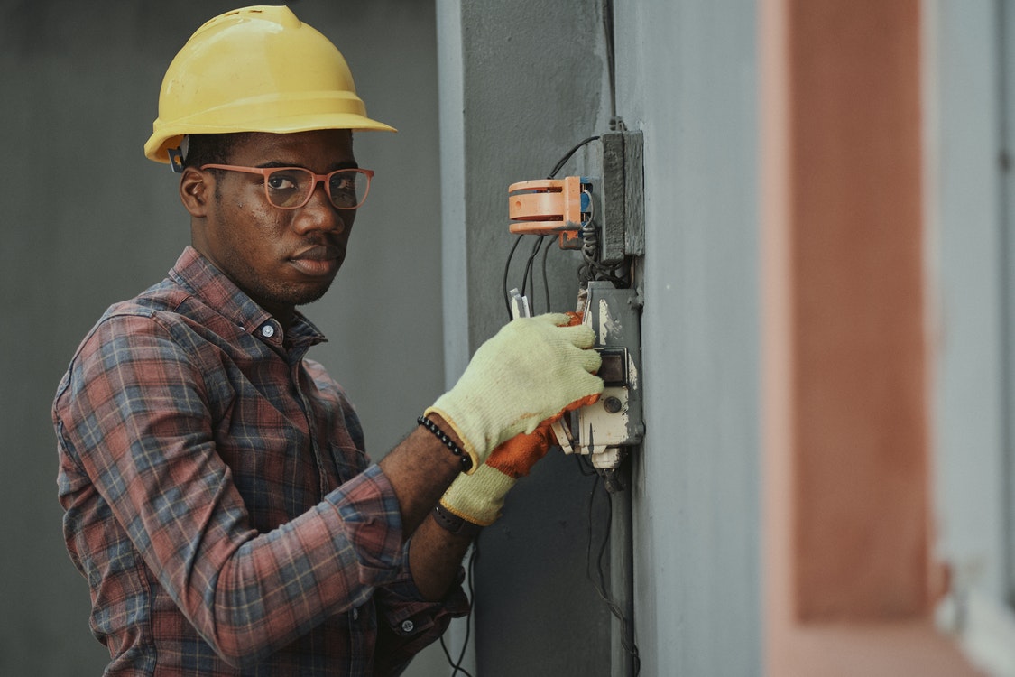 The Skills and Qualities You Must Look for in Hiring Your Next Electrician – A Must-Read