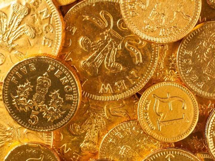 How to Protect Your Savings Through Gold Investment