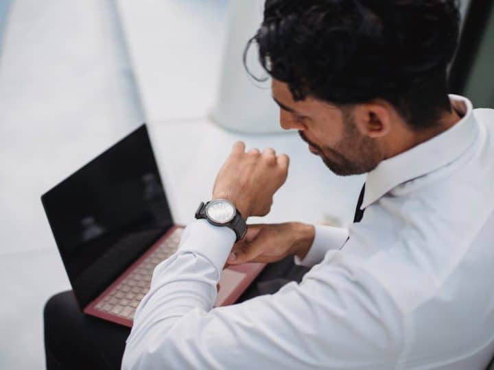 Why Your Brain Can’t Wait Anymore – and What Your Time Preference Is Costing You
